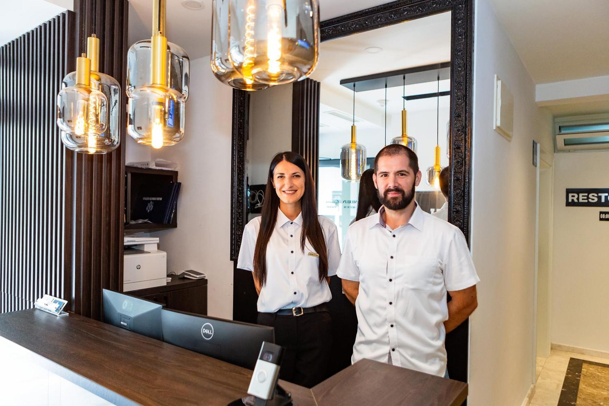 Apartments Merlin Dobra Voda Dış mekan fotoğraf